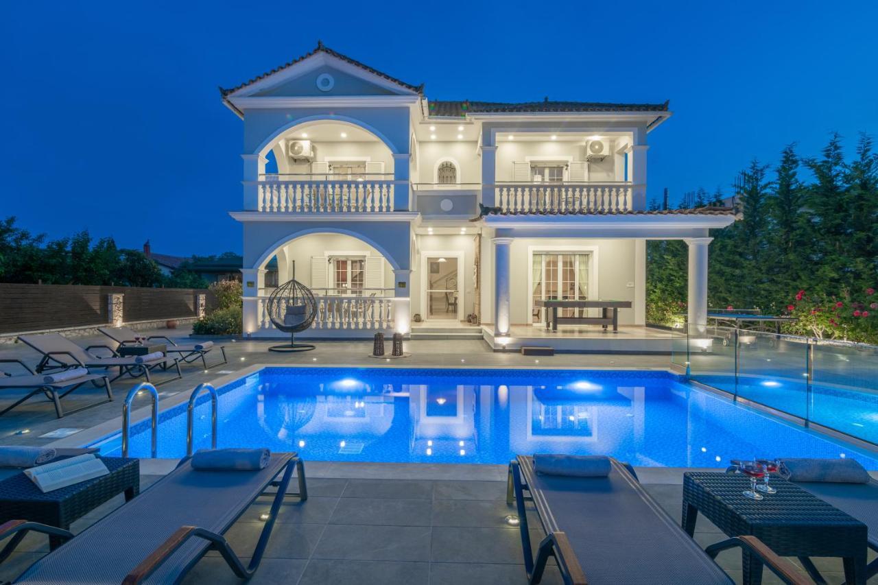 Luxury Villa Vanato & Pool Koukounariá Exterior foto