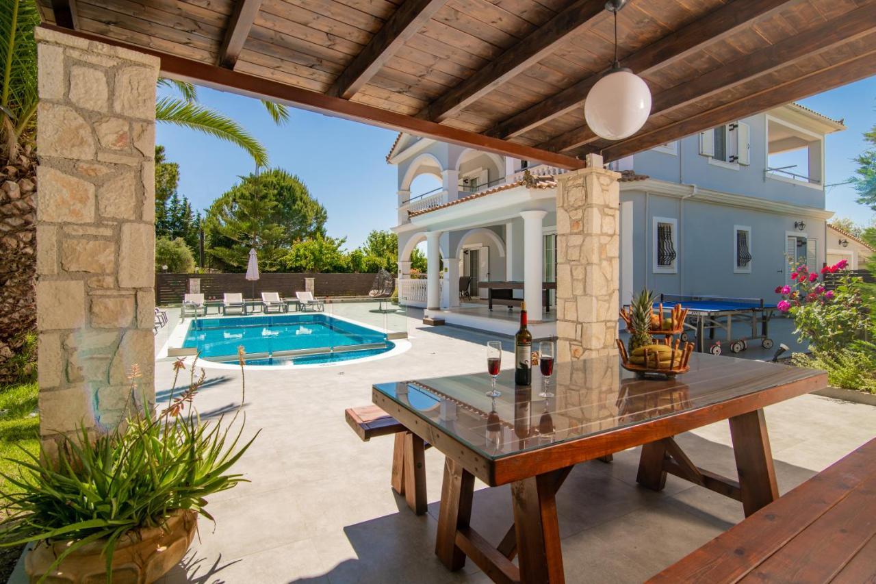 Luxury Villa Vanato & Pool Koukounariá Exterior foto