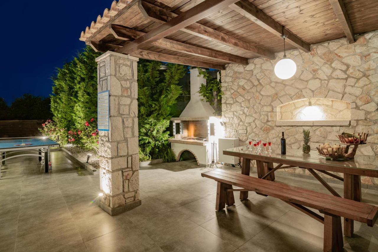 Luxury Villa Vanato & Pool Koukounariá Exterior foto