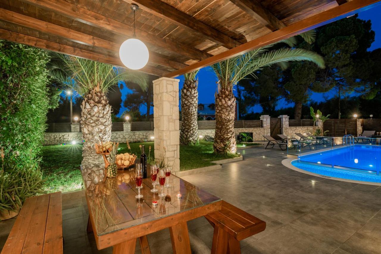 Luxury Villa Vanato & Pool Koukounariá Exterior foto